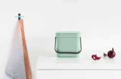 Brabantia Affaldsspand med låg sort.kon. 6L lys grøn