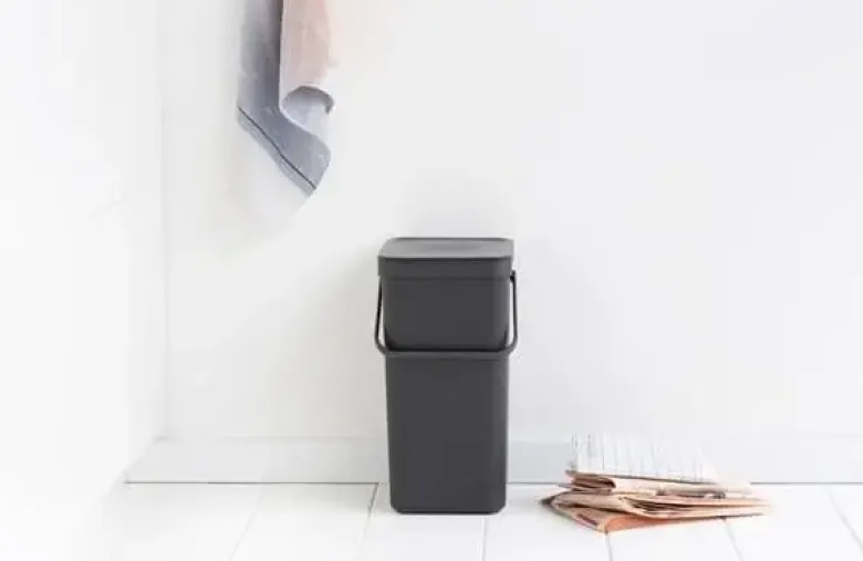 Brabantia Affaldsspand m. låg - 16 liter Grå