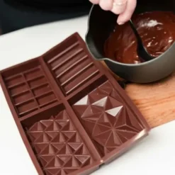 DIY Dubai Chokoladeform
