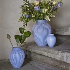Knabstrup Vase med riller 12,5 cm lavendelblå