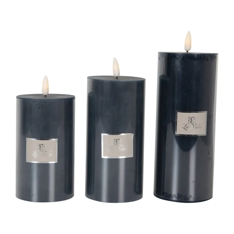 La Vida LED Bloklys m. statisk flamme - Mørk blå H18xØ7,4 cm
