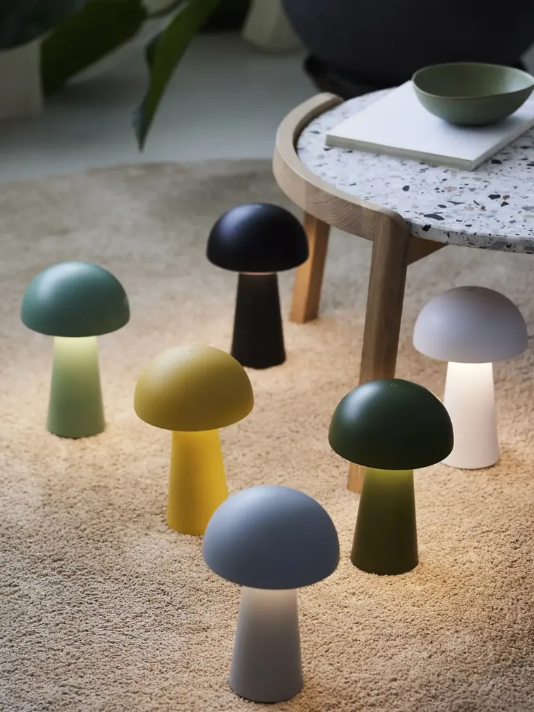 Move Genopladelig bordlampe grå