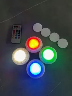 Multicolor push-lys med fjernbetjening - 4 stk.
