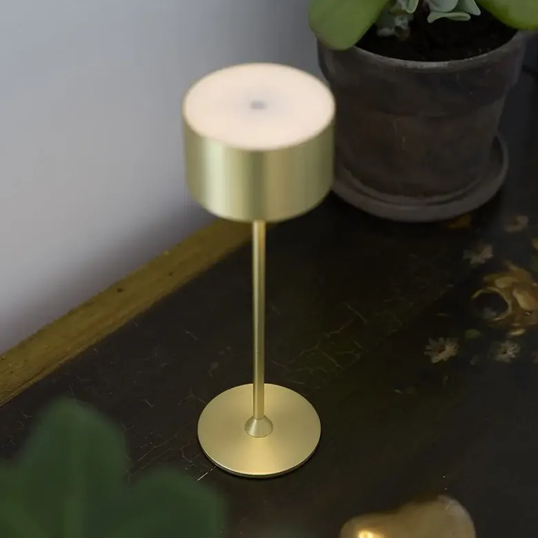 Nielsen Light Bistro Genopladelig Bordlampe Børstet messing