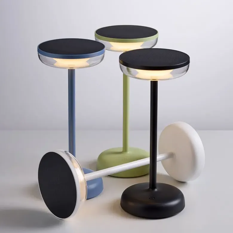 Nielsen Light Breeze Solcelle Bordlampe Støvet blå