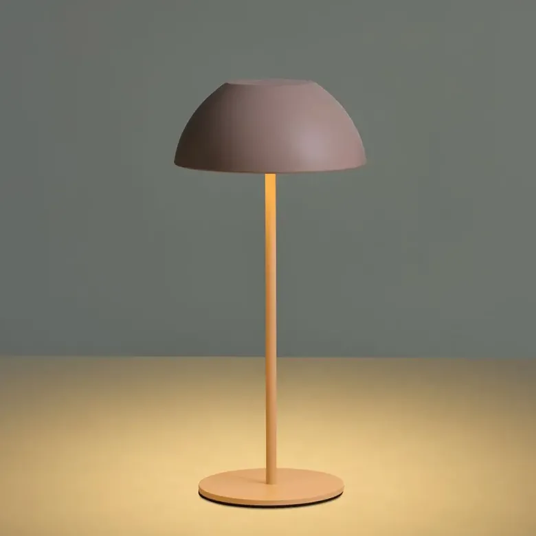 Nielsen Light Luna Genopladelig Bordlampe Lyserød