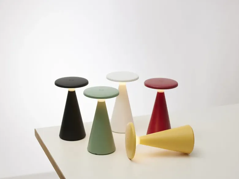 Nyhavn Genopladelig bordlampe hvid