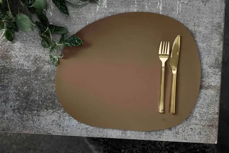 RAW Dækkeserviet mokka