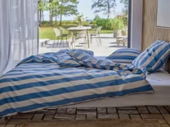 Södahl økologisk Ray Sengetøj 140 x 220 cm Ocean Blue