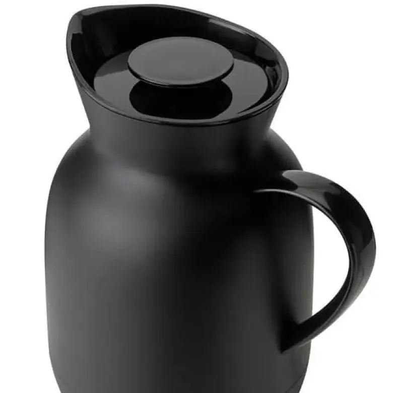 Stelton Amphora elkedel 1,2 L soft black
