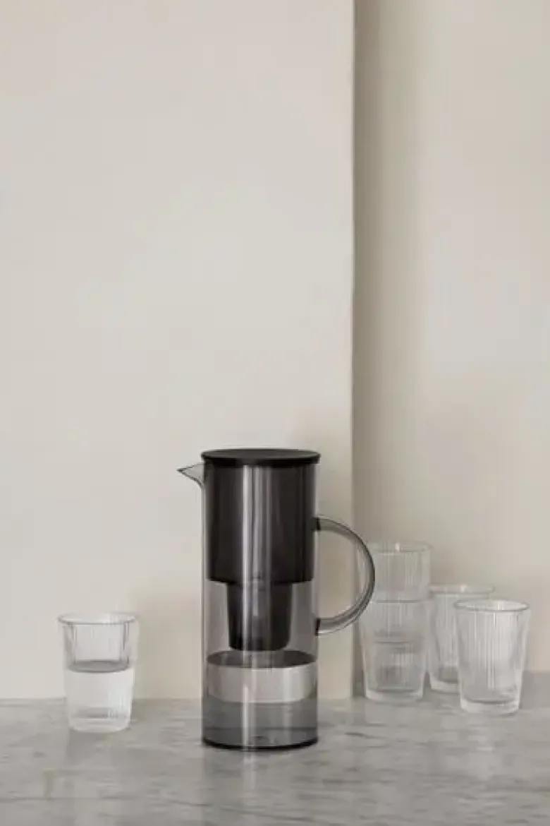 Stelton EM77 vandfilterkande 2L smoke