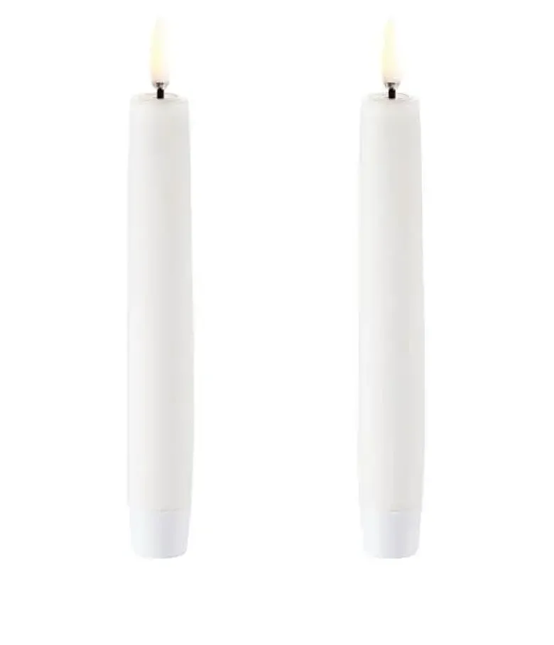 UYUNI LED 2-pak Kronelys m. 3D flamme 15,5 cm (Nordic White)