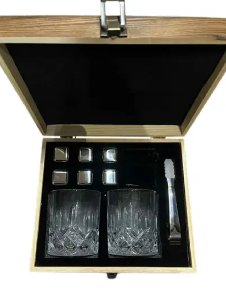 WoMa 2 whiskyglas 300 ml. med 6 isterninger og tang