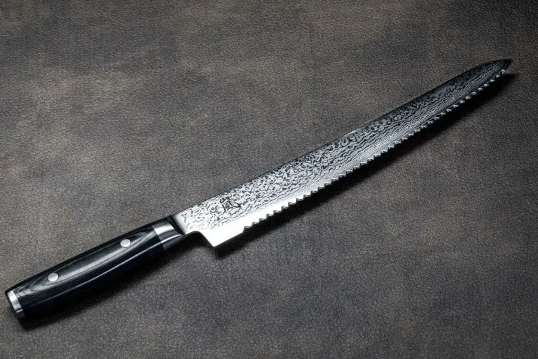 Yaxell RAN Brødkniv 27,3 cm