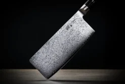 Yaxell RAN Chinese chefkniv med luftskær 18 cm