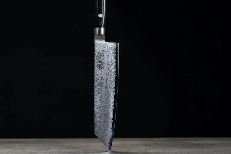 Yaxell RAN Kiritsukekniv 20 cm